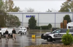 Два человека расстреляны в заводе по производству пластиковых изделий в Теннесси экс-сотрудником